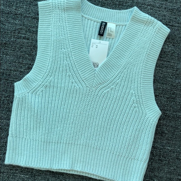 Baby Blue Cardigan - Picture 4 of 5